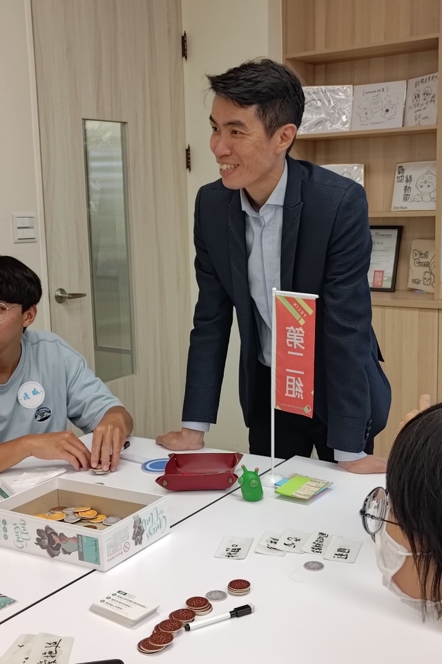 05-09【職涯講座】職場高手必修課：從禮儀開始的職場制勝術-羅浩展